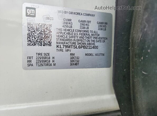 KL79MTSL6PB211400 2023 CHEVROLET TRAILBLAZER White Engine compartment view