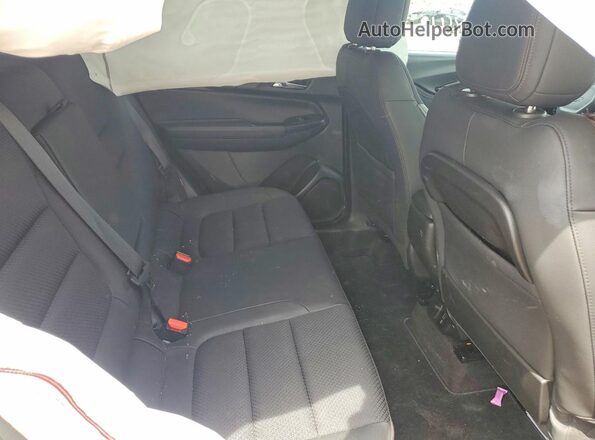 KL79MTSL9MB141841 2021 CHEVROLET TRAILBLAZER Red უკანა სალონის ხედი