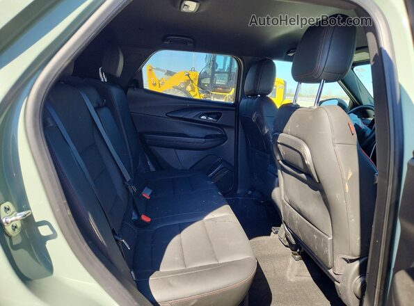 KL79MUSL3RB122974 2024 CHEVROLET TRAILBLAZER Green Vista interior trasera