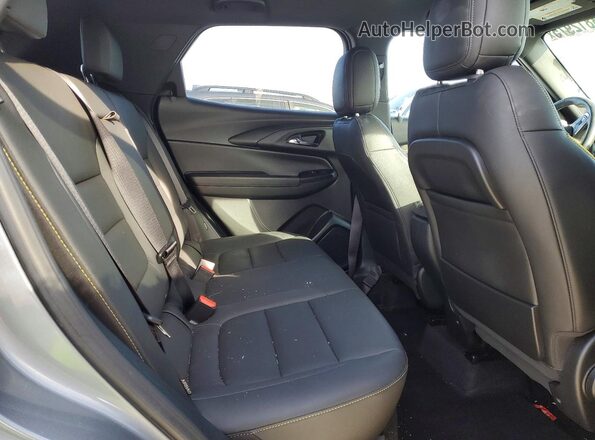 KL79MVSL8RB054323 2024 CHEVROLET TRAILBLAZER Gray Vista de los asientos traseros