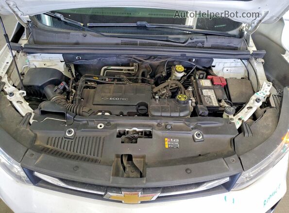 KL7CJKSB0JB586142 2018 CHEVROLET TRAX Белый Вид задней части салона