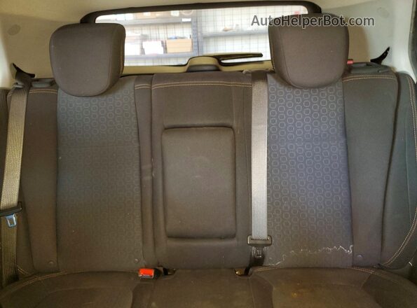 KL7CJKSB2LB022835 2020 CHEVROLET TRAX Black Widok tylnych siedzeń