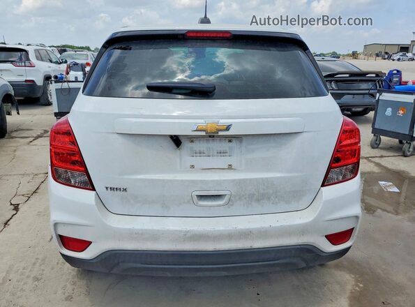 KL7CJKSB6JB720667 2018 CHEVROLET TRAX Белый Вид сзади