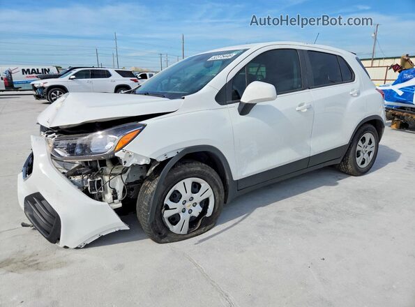 KL7CJKSBXHB174854 2017 CHEVROLET TRAX Белый Передняя левая четверть