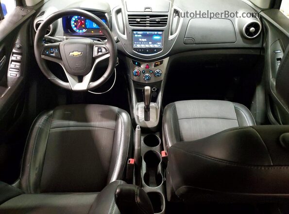 KL7CJLSB0GB757194 2016 CHEVROLET TRAX Синий Вид панели приборов