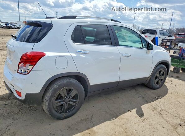 KL7CJLSB1JB580677 2018 CHEVROLET TRAX Белый Задняя правая четверть
