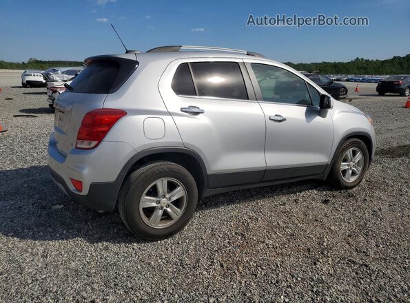 KL7CJLSB2JB683347 2018 CHEVROLET TRAX Silver Tył prawy