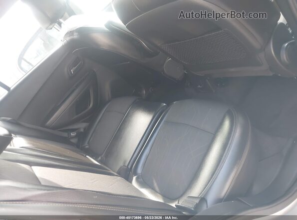 KL7CJLSB6LB039899 2020 CHEVROLET TRAX Silver VIN կոդի պիտակի տեսք