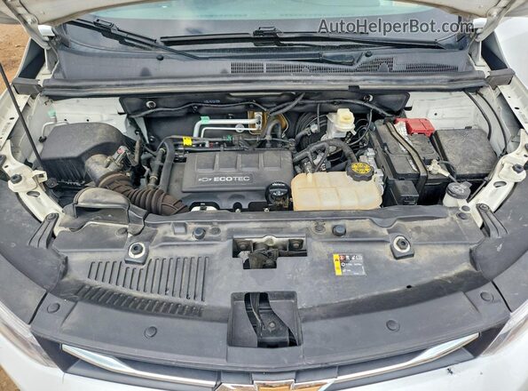 KL7CJLSB8KB848447 2019 CHEVROLET TRAX White Rear interior view