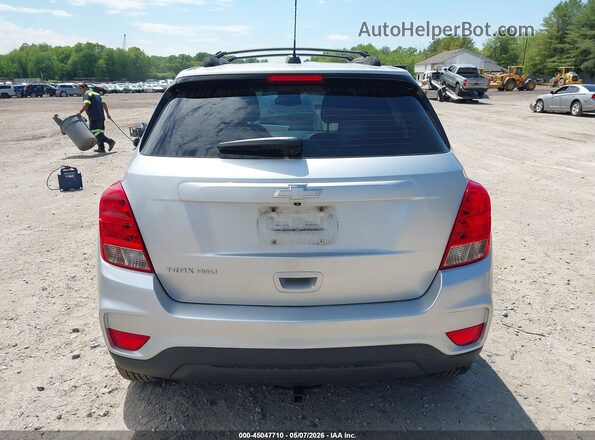 KL7CJNSB3JB720529 2018 CHEVROLET TRAX Silver 