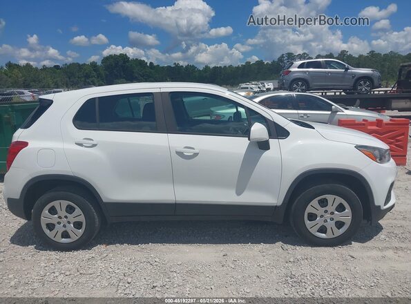 KL7CJNSB7JB709565 2018 CHEVROLET TRAX Белый Вид задней части салона