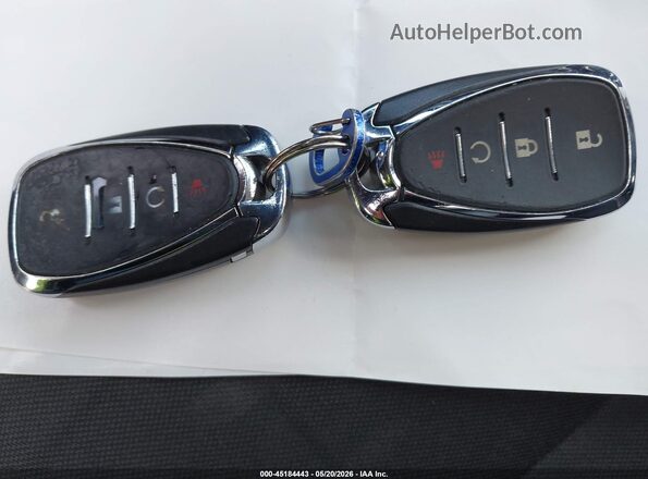 KL7CJPSB0JB584212 2018 CHEVROLET TRAX Серый Вид панели приборов