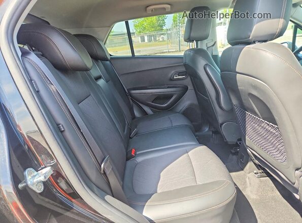 KL7CJPSB1LB025206 2020 CHEVROLET TRAX Black Vista interior trasera