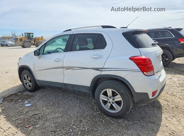 KL7CJPSB4JB730059 2018 CHEVROLET TRAX Белый Задняя левая четверть