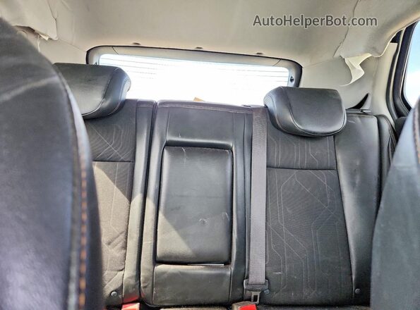 KL7CJPSB4JB730059 2018 CHEVROLET TRAX Белый Вид задних сидений