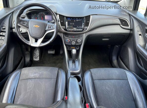 KL7CJPSB4KB921482 2019 CHEVROLET TRAX Черный Вид щитка приборов