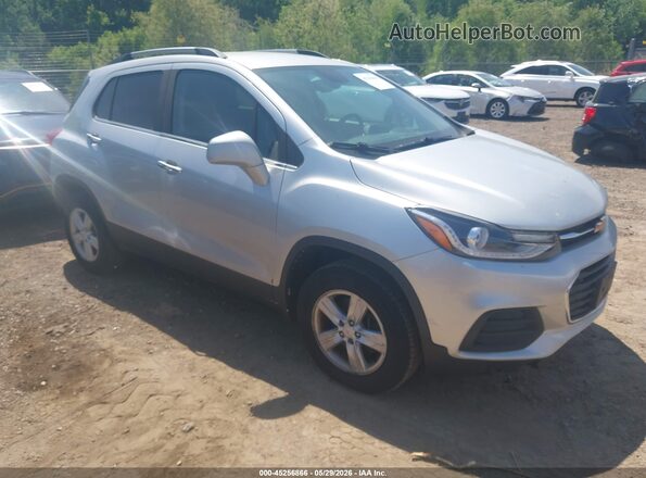 KL7CJPSB5HB148918 2017 CHEVROLET TRAX Silver Przód prawy