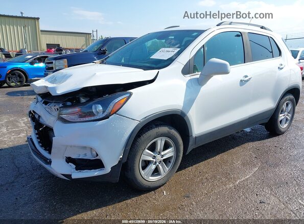 KL7CJPSB5JB613221 2018 CHEVROLET TRAX Белый 