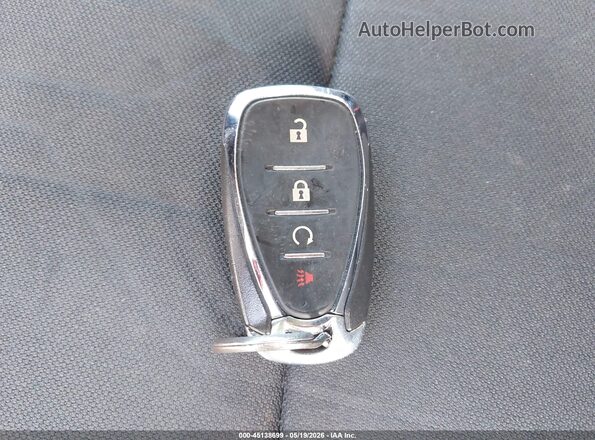 KL7CJPSB5JB613221 2018 CHEVROLET TRAX Белый Вид панели приборов