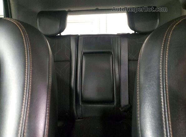 KL7CJPSB8JB614525 2018 CHEVROLET TRAX Белый Вид задних сидений