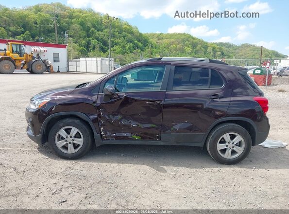 KL7CJPSM6NB522157 2022 CHEVROLET TRAX Burgundy Widok wnętrza 360 stopni