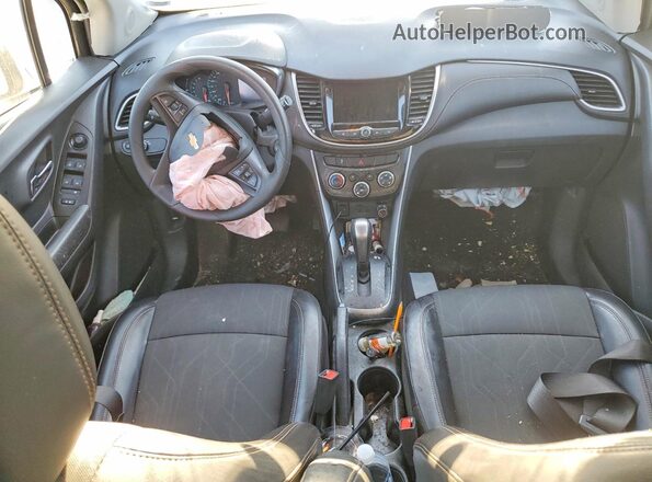 KL7CJPSM7MB364295 2021 CHEVROLET TRAX Серебряный Вид панели приборов