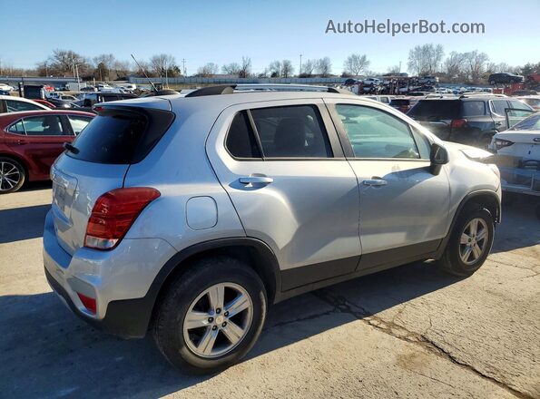 KL7CJPSM7MB364295 2021 CHEVROLET TRAX Серебряный Задняя правая четверть