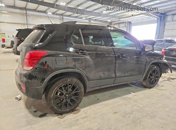 KL7CJPSM9NB519818 2022 CHEVROLET TRAX Черный Задняя правая четверть