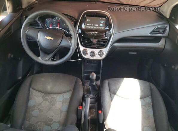KL8CA6SA8HC832059 2017 CHEVROLET SPARK Gray Widok deski rozdzielczej