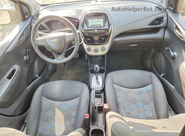 KL8CB6SA2GC568204 2016 CHEVROLET SPARK Кремовый Вид панели приборов