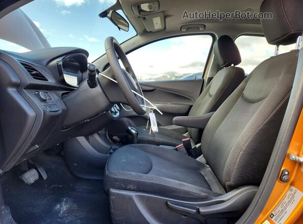 KL8CB6SA3KC705997 2019 CHEVROLET SPARK Оранжевый Вид салона спереди