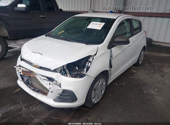 KL8CB6SA4HC808774 2017 CHEVROLET SPARK Белый Передняя левая четверть