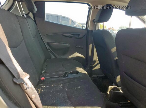KL8CB6SA5JC424086 2018 CHEVROLET SPARK Silver Vista interior trasera