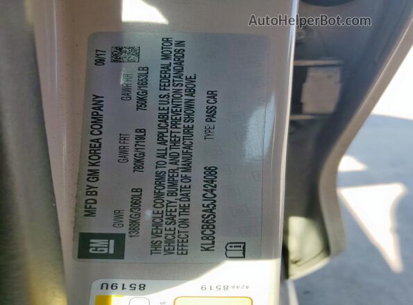 KL8CB6SA5JC424086 2018 CHEVROLET SPARK Silver Vista de la etiqueta del VIN