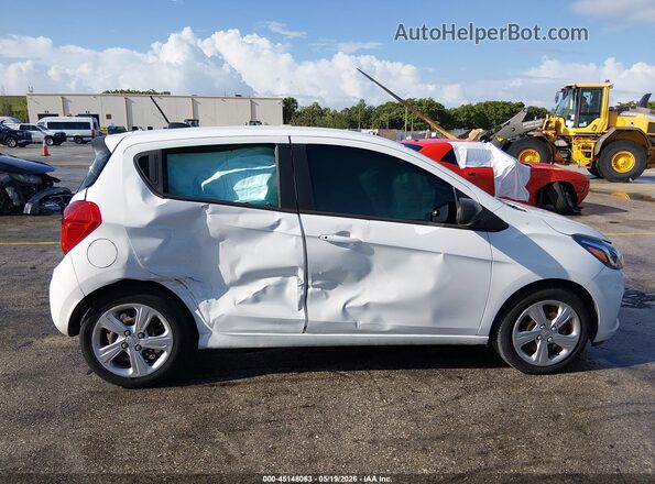 KL8CB6SA8KC809157 2019 CHEVROLET SPARK White Widok wnętrza z tyłu