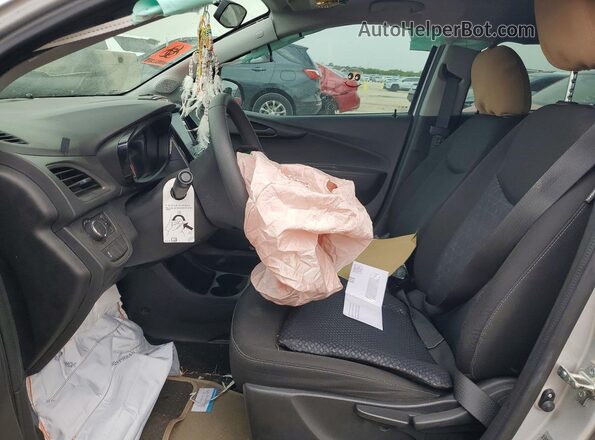 KL8CB6SA8NC026313 2022 CHEVROLET SPARK Серебряный Вид салона спереди