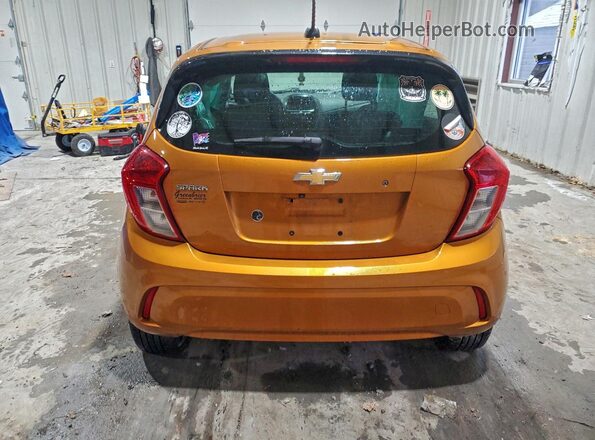 KL8CB6SA9KC715496 2019 CHEVROLET SPARK Золотой Вид сзади