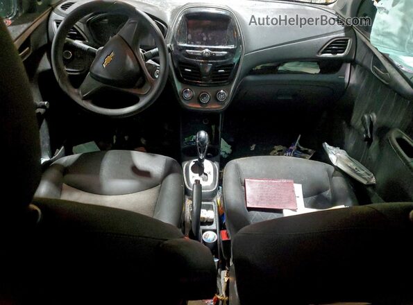 KL8CB6SA9KC715496 2019 CHEVROLET SPARK Золотой Вид панели приборов