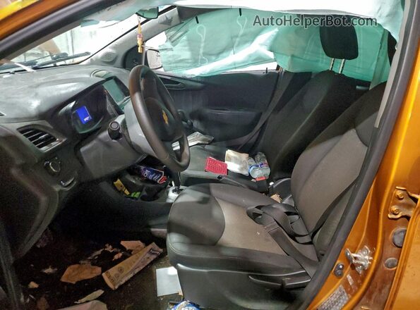 KL8CB6SA9KC715496 2019 CHEVROLET SPARK Золотой Вид салона спереди