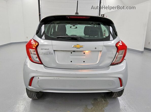 KL8CB6SA9LC414647 2020 CHEVROLET SPARK Серебряный Вид сзади
