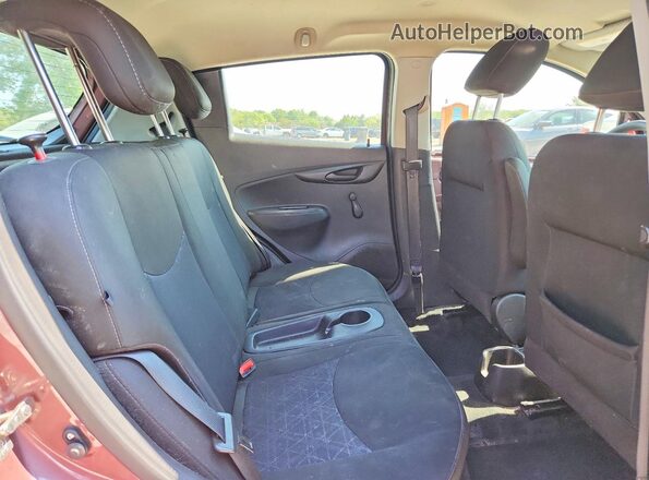 KL8CB6SAXMC702758 2021 CHEVROLET SPARK Purple Vista de los asientos traseros