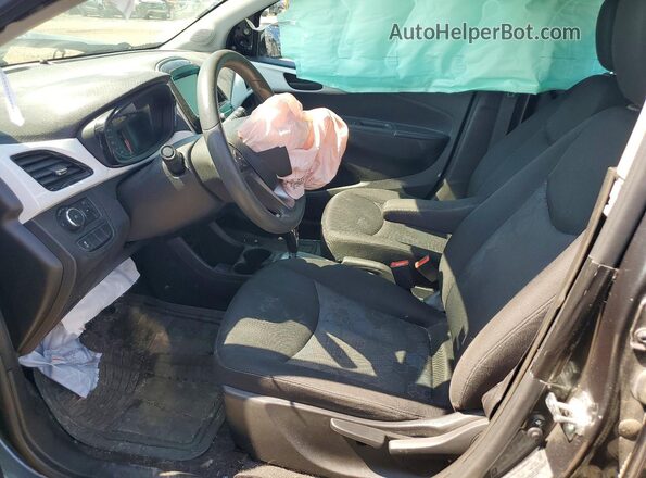 KL8CD6SA2HC717416 2017 CHEVROLET SPARK Черный Вид салона спереди