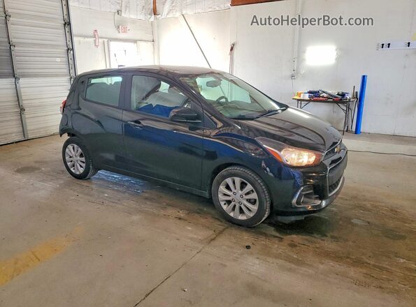 KL8CD6SA2HC767975 2017 CHEVROLET SPARK Black Przód prawy