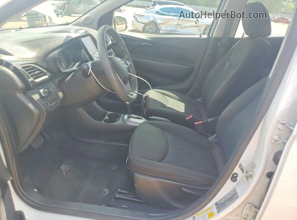 KL8CD6SA2MC746800 2021 CHEVROLET SPARK White Vista interior delantera