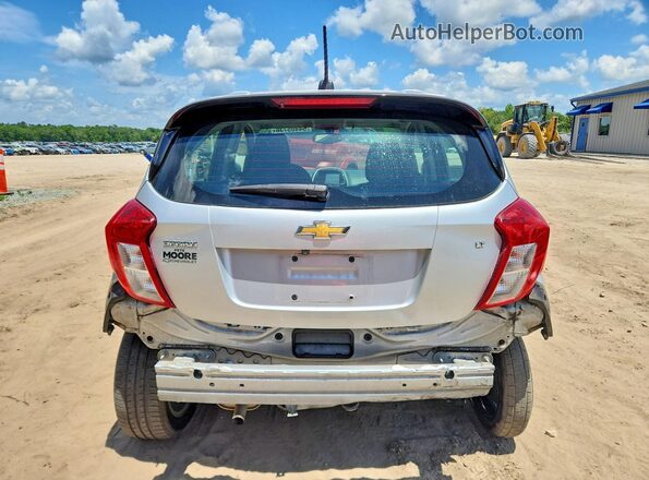 KL8CD6SA6JC452635 2018 CHEVROLET SPARK Silver Вид ззаду