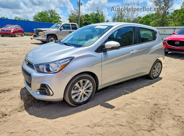 KL8CD6SA6JC452635 2018 CHEVROLET SPARK Silver Передня ліва чверть