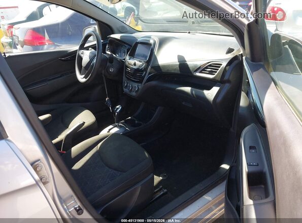 KL8CD6SA9MC734790 2021 CHEVROLET SPARK Серебряный Вид салона спереди