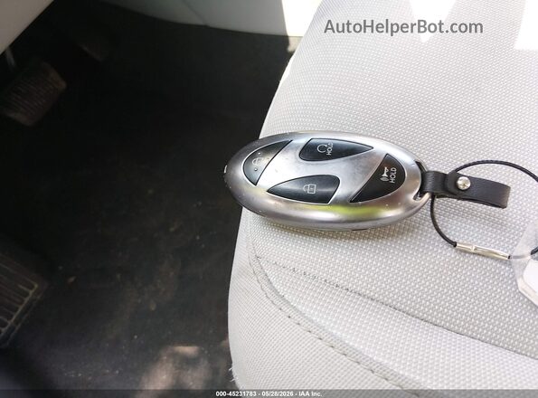 KM8HB3AB0SU265331 2025 HYUNDAI KONA Белый Вид панели приборов