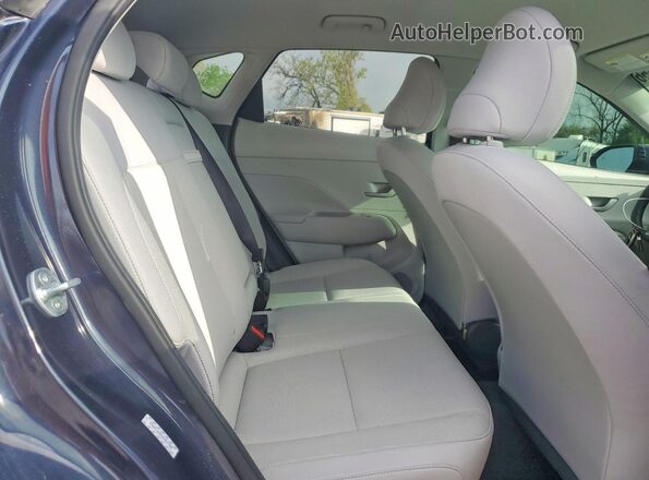 KM8HC3ABXRU051583 2024 HYUNDAI KONA Серый Вид задней части салона