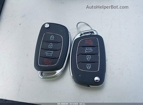KM8J2CA47LU168051 2020 HYUNDAI TUCSON Красный Вид панели приборов